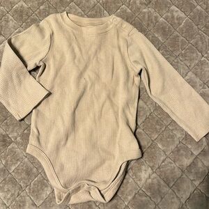Garanimals | long sleeve waffle fabric | size 18 months